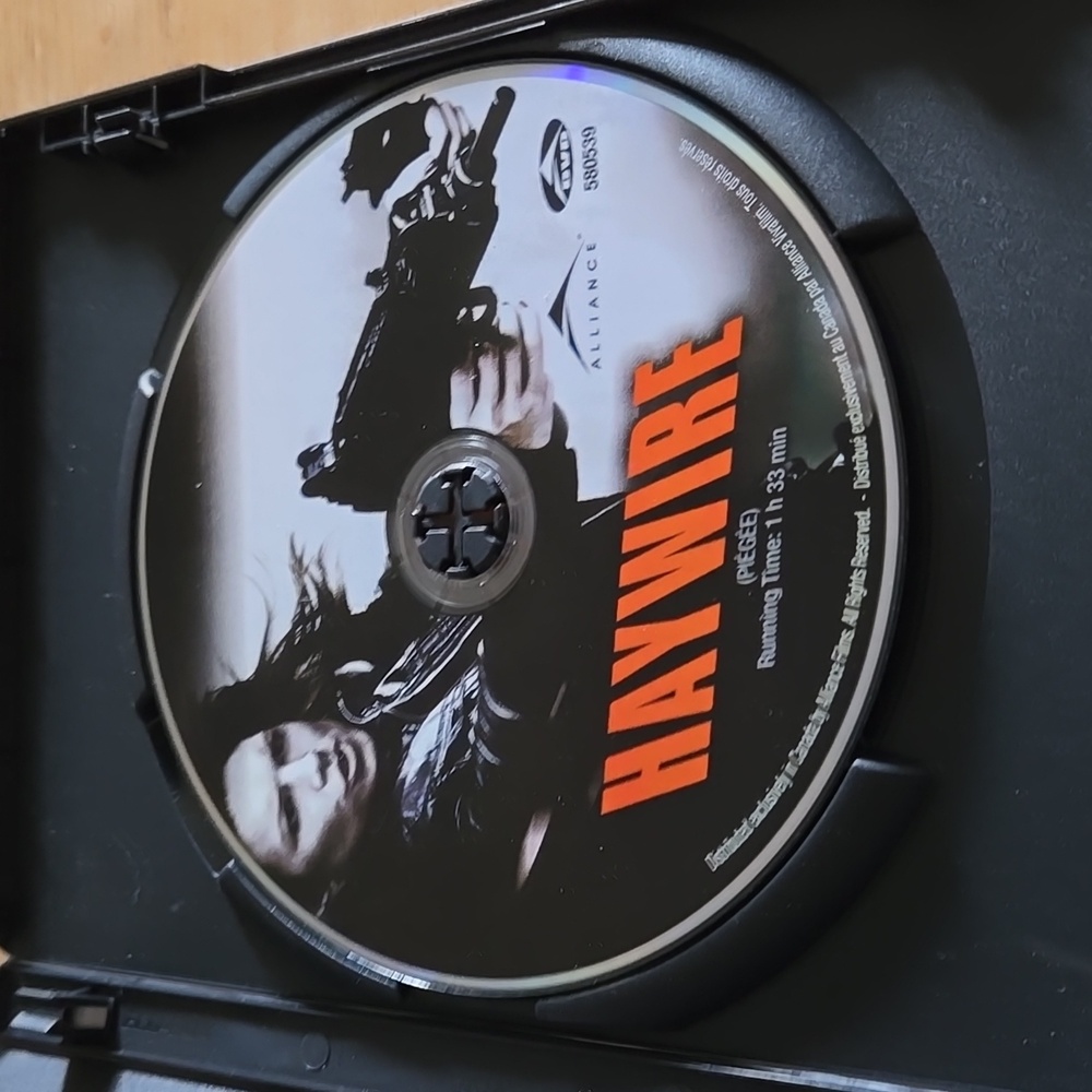 Haywire DVD - Picture 3 of 3